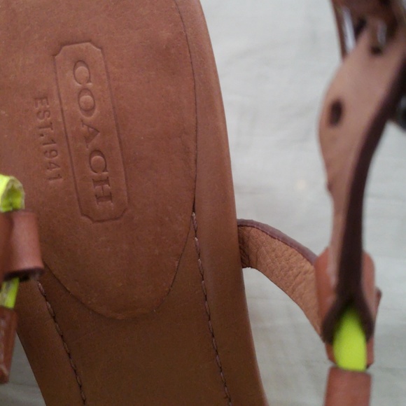 Coach wedge - Picture 3 of 4